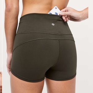 Lululemon In Movement Short Everlux 2.5"